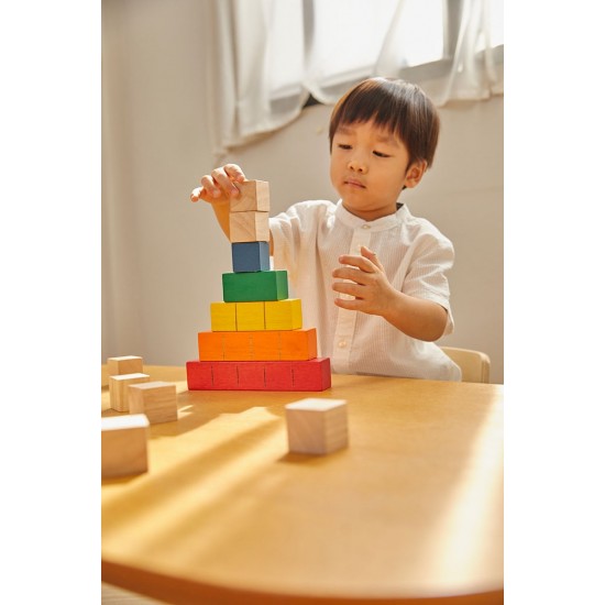 Χρωματιστοί κύβοι για μέτρημα Plan toys 5464